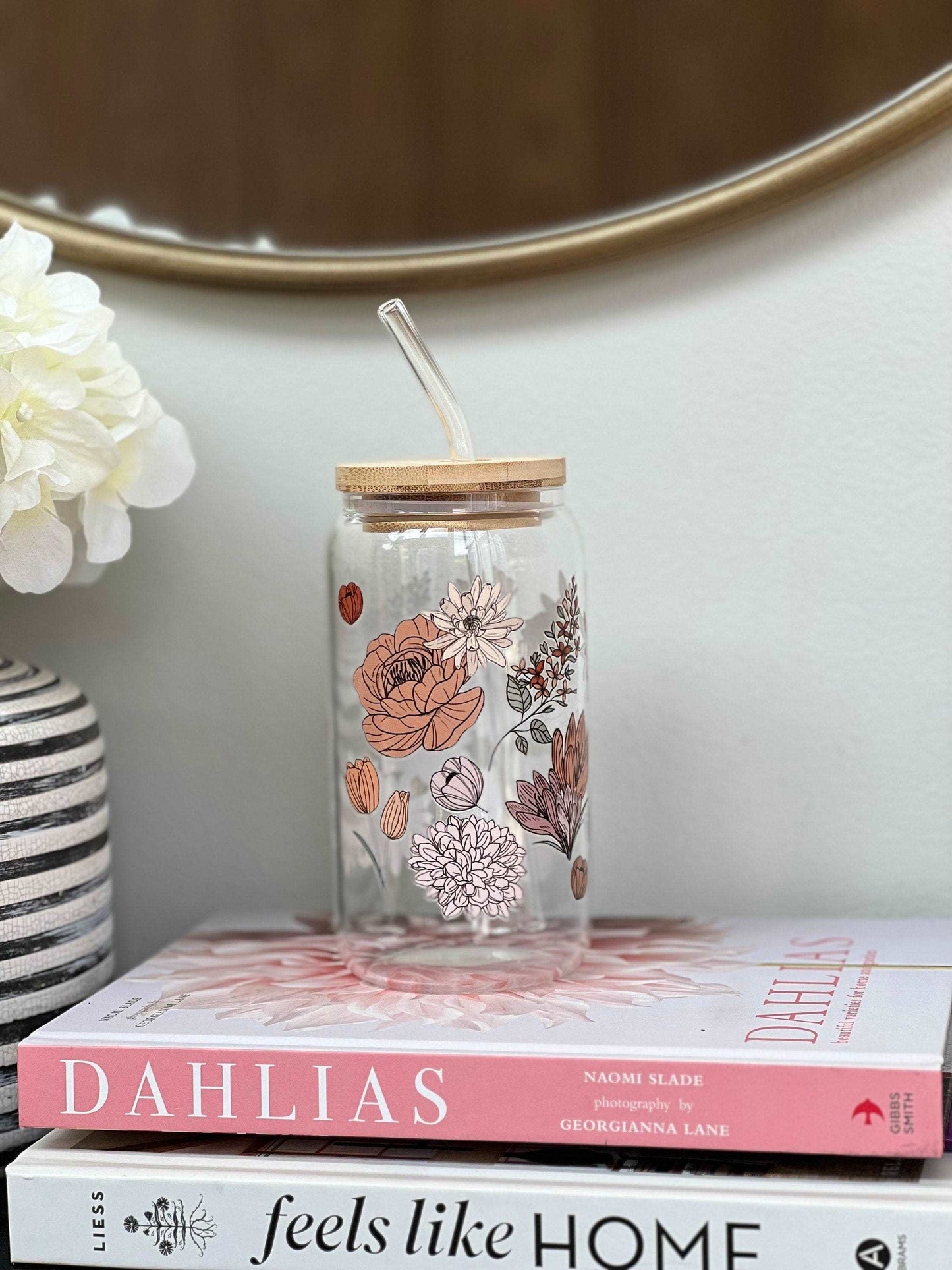 Everyday Ego Drink Cup Retro Neutral Florals Glass Tumbler Bamboo Lid and Straw