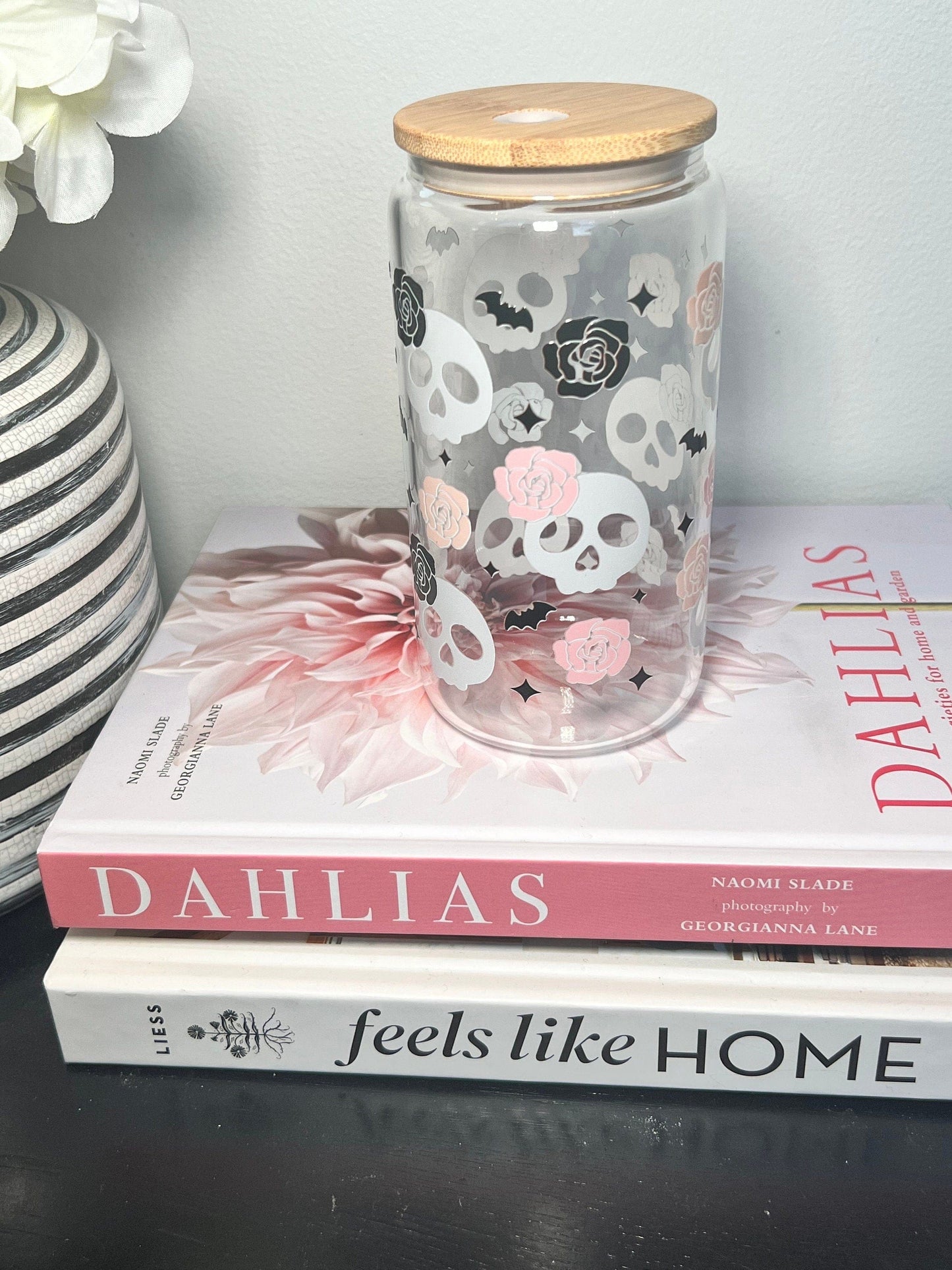 Everyday Ego Skull Libbey Glass Cup With Straw | Skulls and Roses Cup | Glass Cup Coffee Can Beer | Day of Dead | Gothic Coffee Cup | Aesthetic Glass